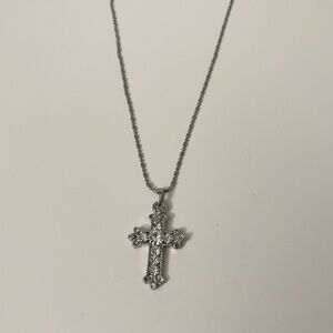 Amber Lee Silver Tone Cross Pendant Necklace